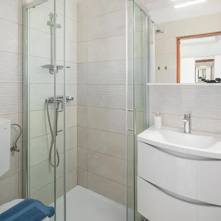 Kazalac Oasis Apartament *