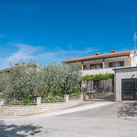 Kazalac Oasis Porec