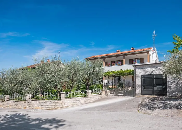 Kazalac Oasis بوريتش